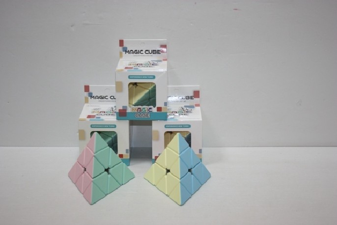 Cubo Tipo Rubick Pirámide Colores Pastel 3x3x3